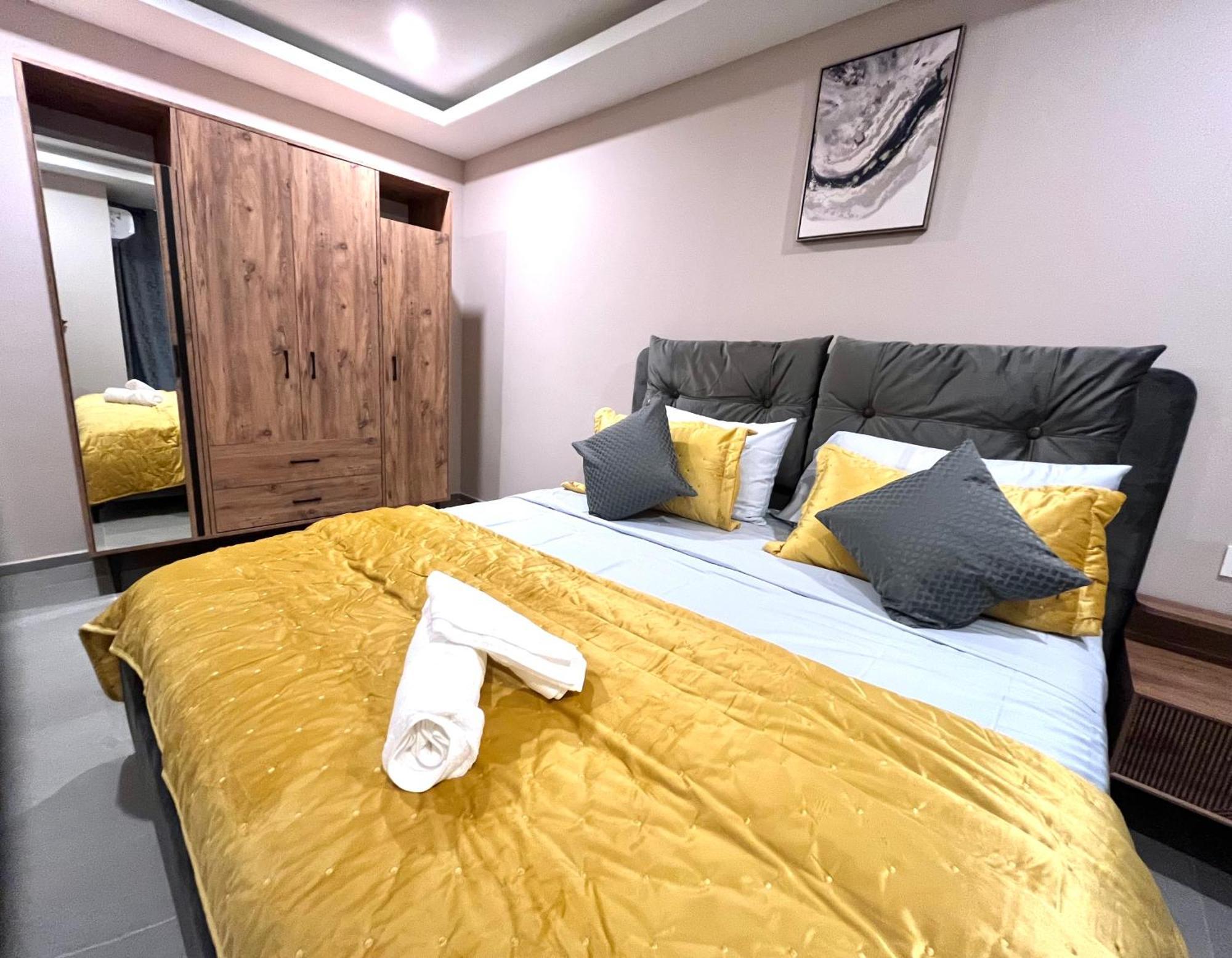 Kololi Sands Apartments Buitenkant foto